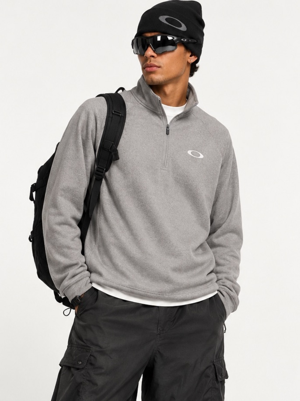 Oakley Men’s XL Gray Quarter Zip Performance Pullover